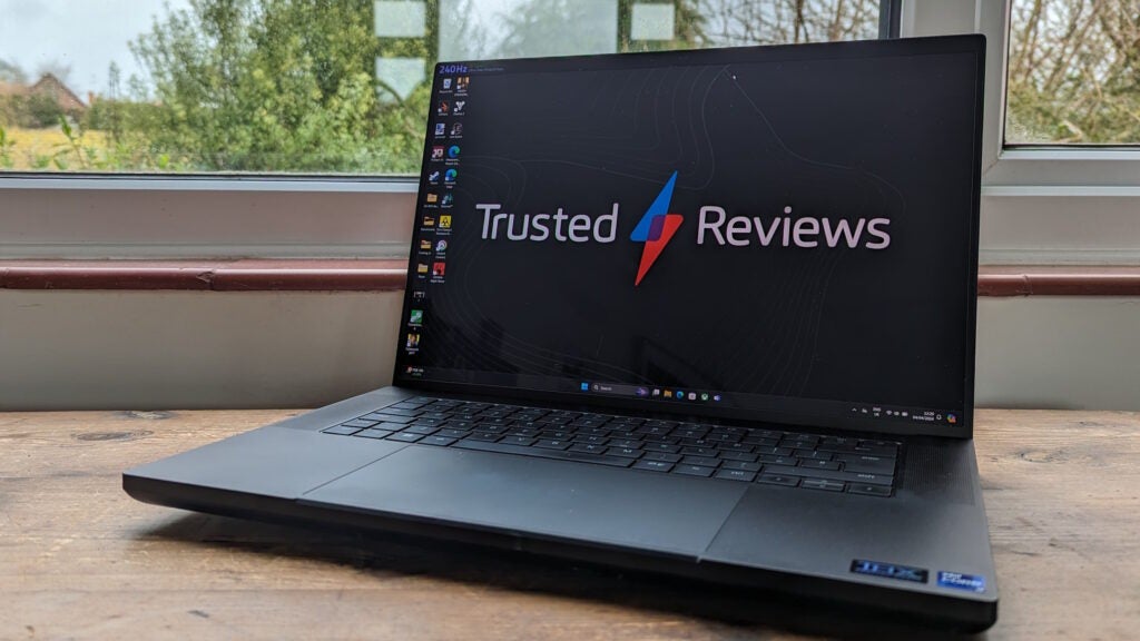 Razer Blade 16 (2024)