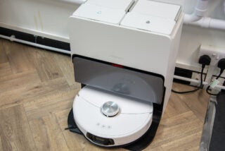 Roborock S8 MaxV Ultra hero