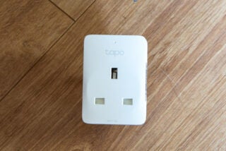 TP-Link Tapo P110M hero